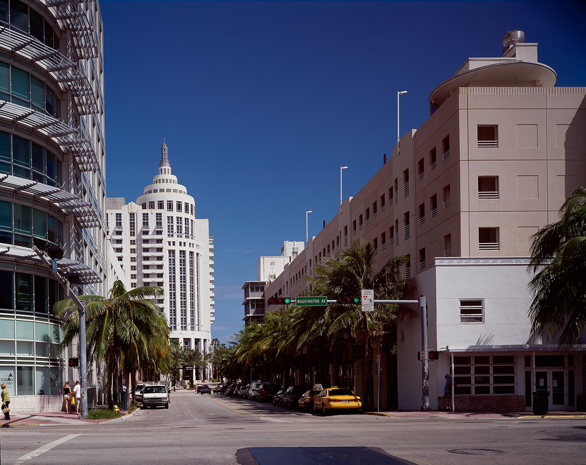 Anchor Shops & Parking Garage